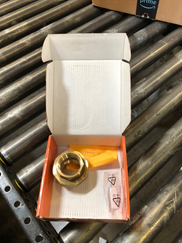 Photo 1 of GASHER 1PCS Brass Pipe Fitting, Brass Union 1-1/4" Female Pipe Fitting, For Connecting And Extending