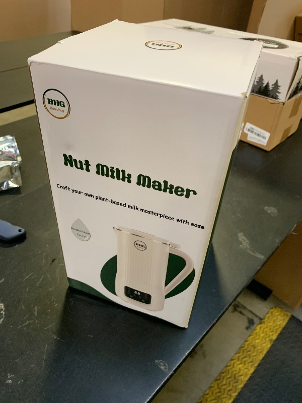 Photo 1 of Upgraded 20OZ Nut Milk Maker Machine - Multi-Functional Automatic Almond with 10 Blades, Plant-Based, Oat, Soy, and Dairy Free Beverages 12 Hours Timer/Auto-clean/Room Temp/Keep Warm/Boil, White