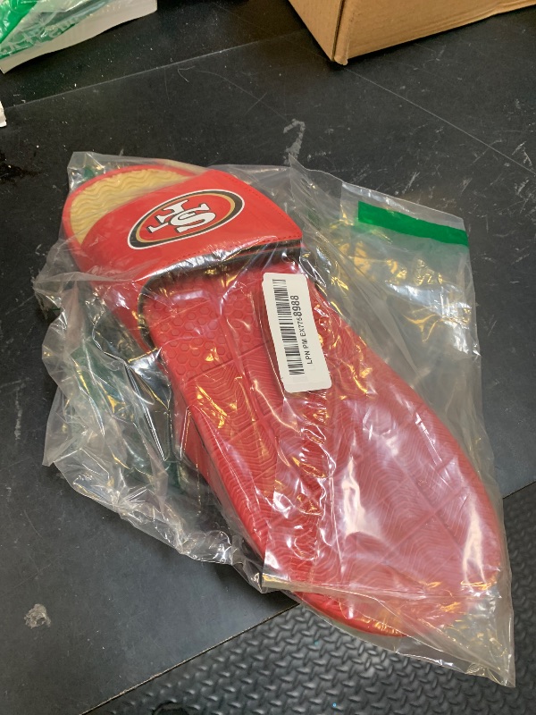 Photo 1 of FOCO San Francisco 49ers NFL Mens Gradient Wordmark Gel Slide - L