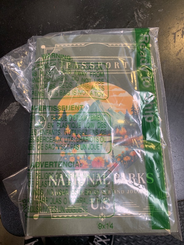 Photo 1 of PASSPORT NATIONAL PARK ADVENTURE PLANNER AND JOURNAL 