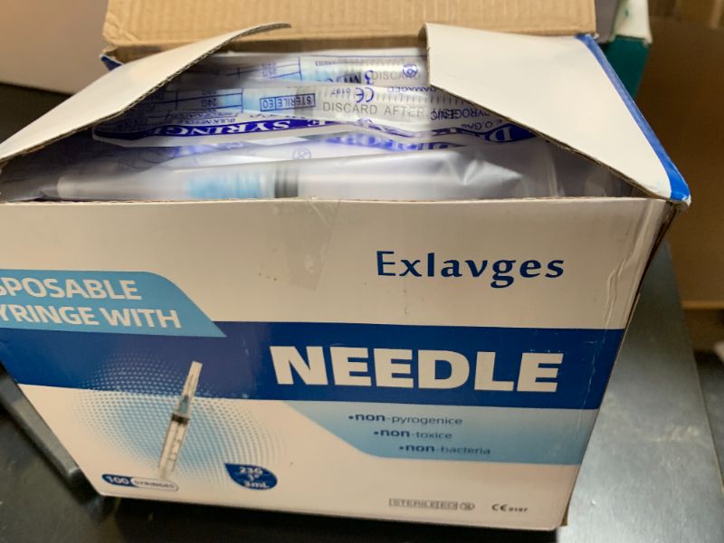 Photo 1 of 100 Pack Disposable 3ml/cc Lab Syringes with 23Ga 1 Inch Needle Luer Lock, Individually Sealed Packed