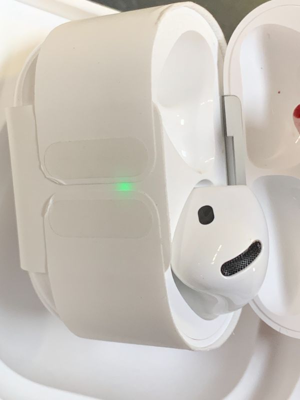 Photo 1 of ONE AIRPOD ONLY** Apple AirPods 4 Wireless Earbuds, Bluetooth Headphones, Personalized Spatial Audio, Sweat and Water Resistant, USB-C Charging Case, H2 Chip, Up to 30 Hours of Battery Life, Effortless Setup for iPhone