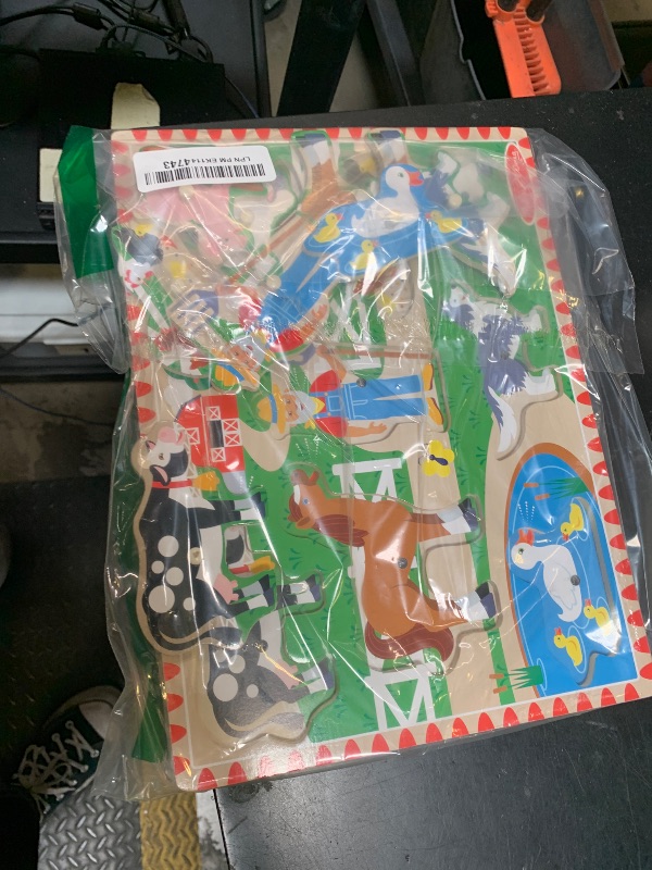 Photo 1 of Melissa & Doug Old MacDonald's Farm Sound Puzzle - Farm Animal Toys, Sound Puzzles for Toddlers and Kids Ages 2+