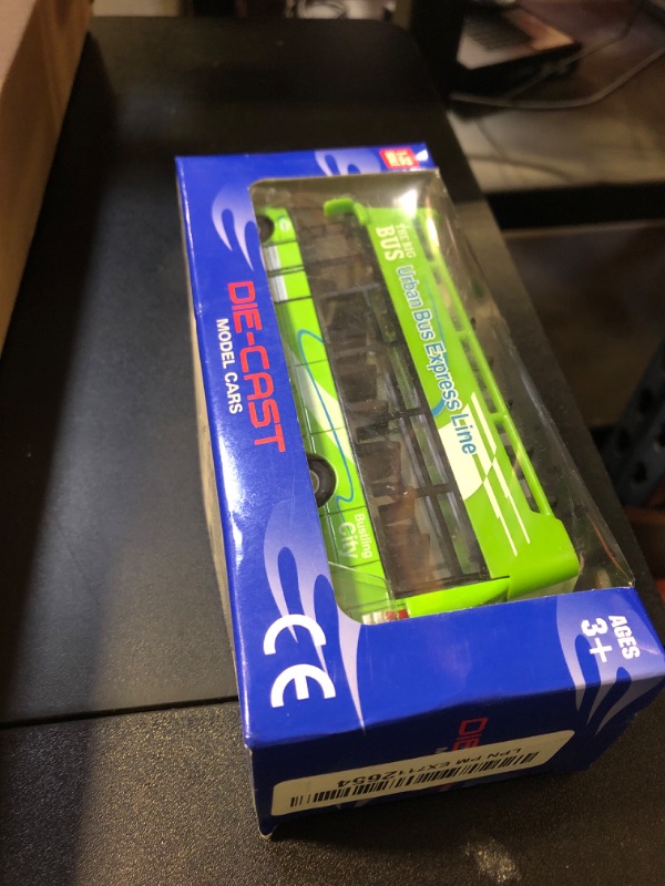 Photo 1 of Ailejia City Sightseeing Double Decker Bus Toy Diecast New York City Tourist Open Top Bus Pull Back Vehicles Mini Model Car Lights and Music (Green)