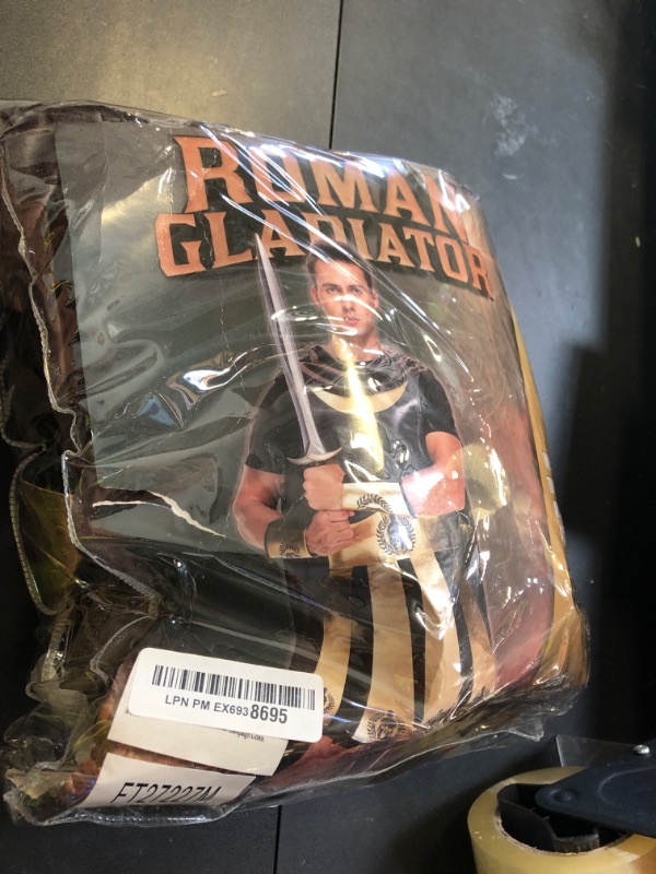 Photo 1 of EraSpooky Men Roman Gladiator Costume Halloween Soldat Ancient Warrior Campaign Gown