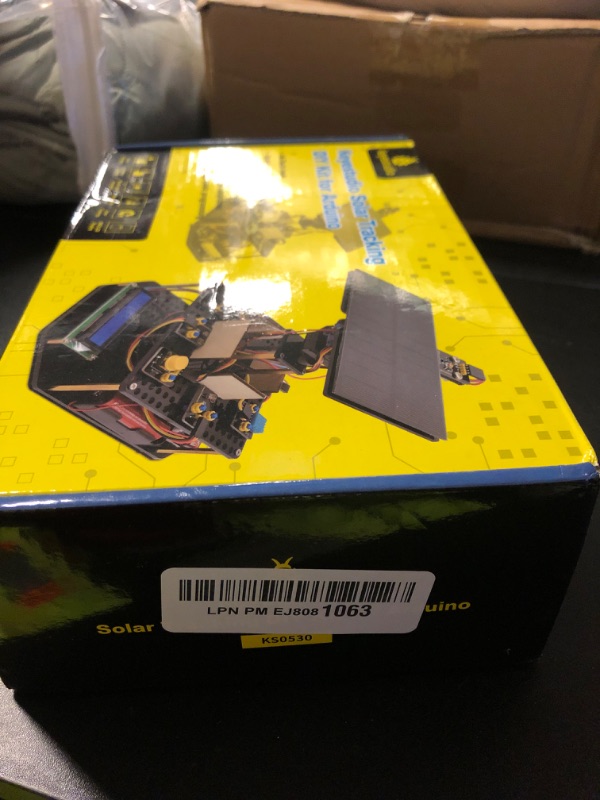 Photo 1 of KEYESTUDIO DIY Solar Tracking Electronic Kit for Arduino, Smart Phone Charging, Temperature & Humidity Sensor, BH1750 Light Sensor, Educational Programming Kit for Teens & Adults 15+