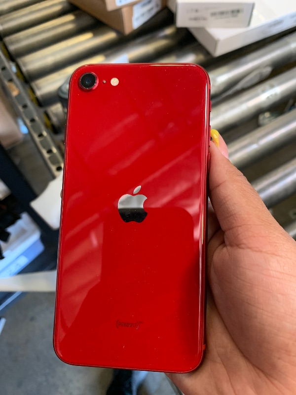 Photo 1 of Apple iPhone SE 3rd Gen, 64GB, RED - Unlocked (Renewed)