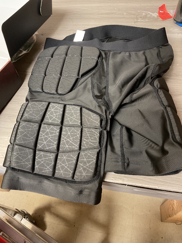Photo 1 of Men's Protective Padded Bike Shorts Stretchy Waist Black size Medium 