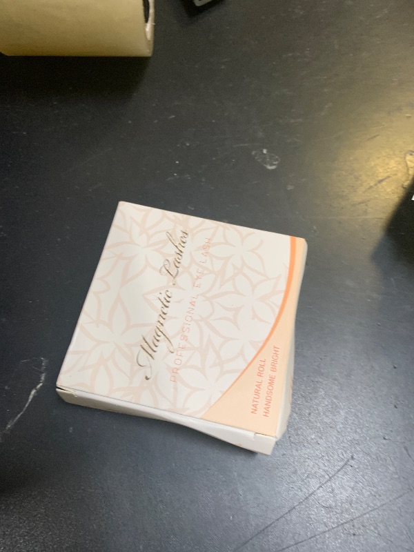 Photo 1 of FVAQL Magnetic Eyelashes with Applicator?Reusable natural looking, no eyeliner no adhesive, easy to put on and take off. (Magnetic Lashes-CT10-2)