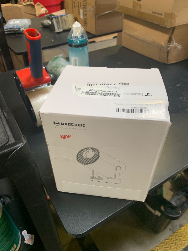 Photo 1 of ?Electric Focus?Magcubic Mini Projector 4K Support, Portable Projector with WiFi 6 and Bluetooth 5.4, Smart Proyector, 5W Soundbase Speaker, 180° Rotation for Home Theater HY300 Ultra