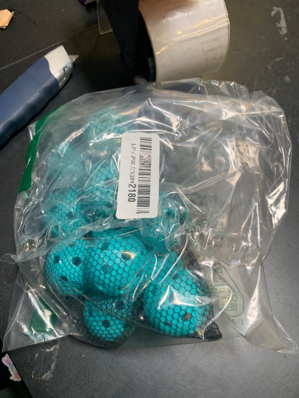 Photo 1 of Bandit Sports Popper Mini Plastic Baseballs, Made of Impact Resistant and Rebounding Material, Practice Baseballs for Baseball & Hitting Ball Training (Pack of 12 Mini Baseball Training Balls)