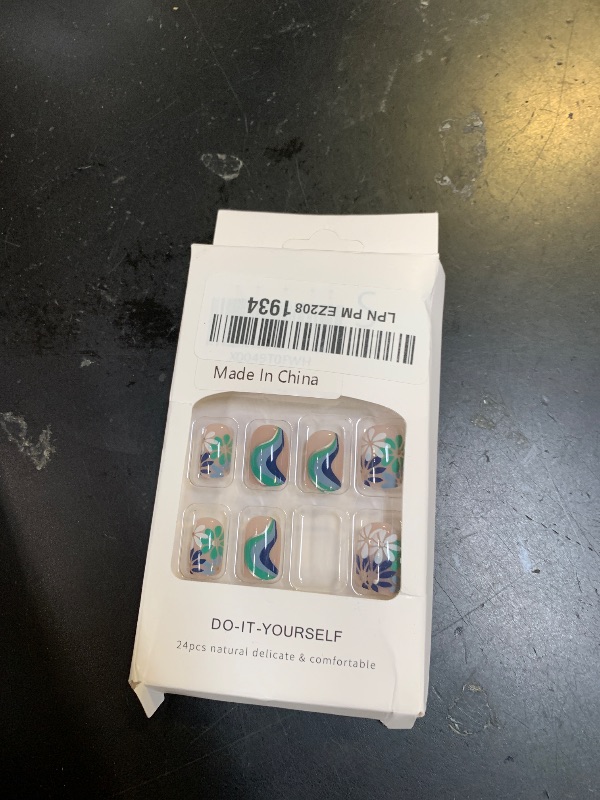 Photo 1 of Short Press On Nails - Square Blue Flower Designs Acrylic Glitter Glue Ons Full Cover False Nails For Women