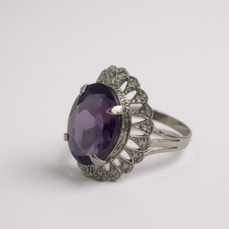 Photo 1 of 10k WHITE GOLD W 10CT AMETHYST & .15CT DIAMOND RING 6G (SIZE 7)  #15 $3500