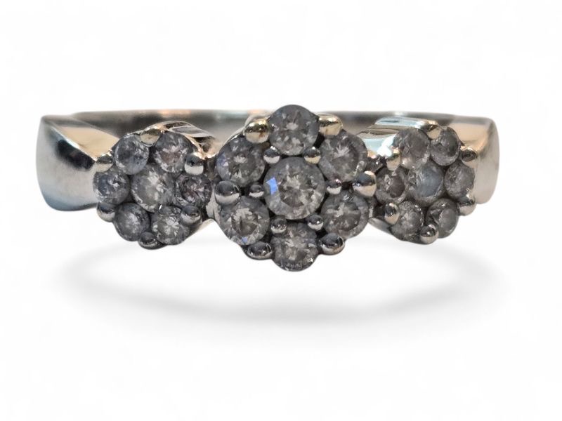 Photo 1 of 14K WHITE GOLD W. .50CT DIAMOND RING-4G SIZE 6 3/4 #8