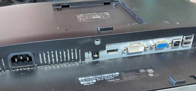 Photo 1 of DELL U2312HMT 23-INCH LED MONITOR (CRACKED BASE)