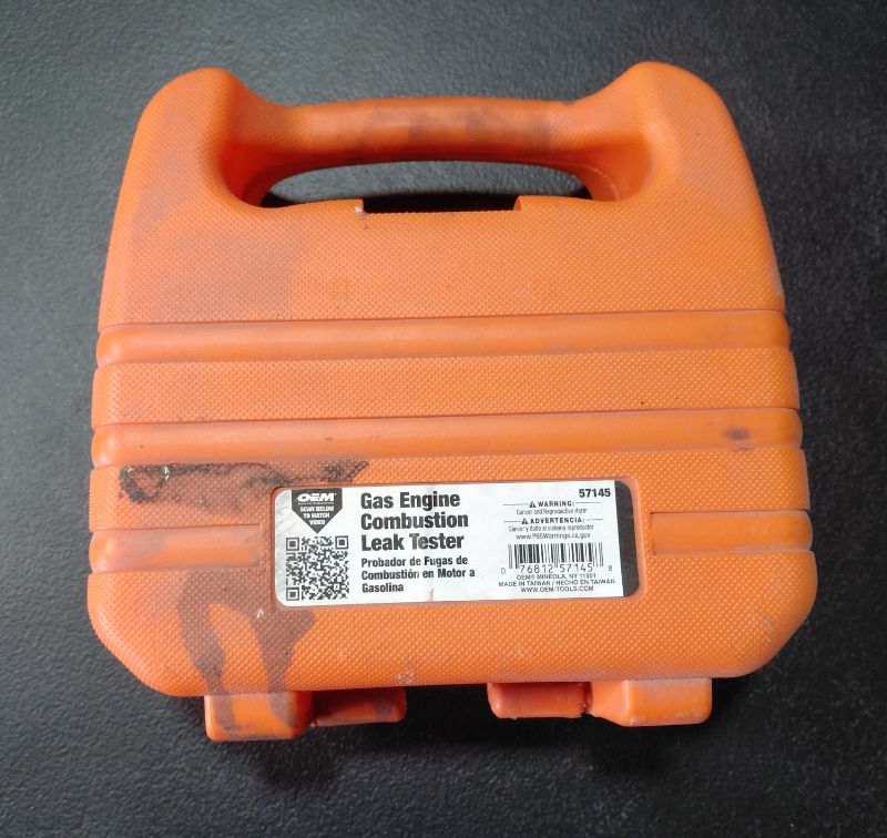 Photo 1 of OEMTOOLS GAS ENGINE COMBUSTION LEAK TESTER 57145