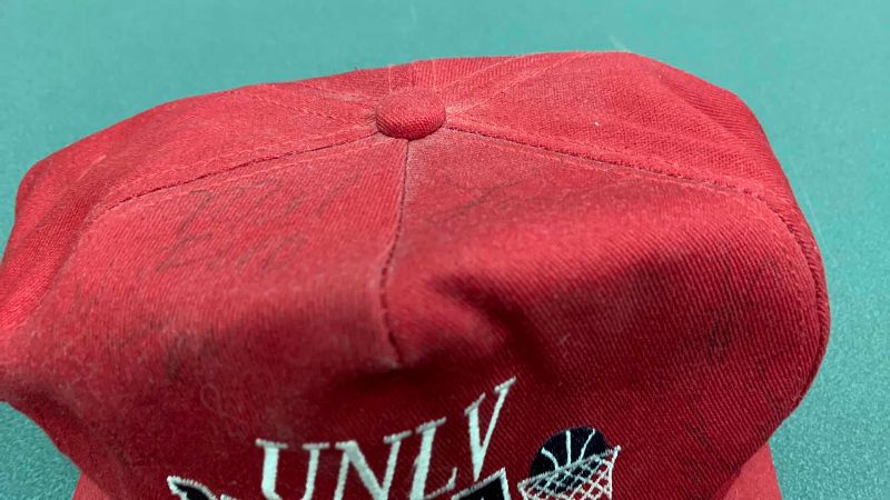 Photo 1 of 1989-1990 UNLV RUNNING REBELS BASKETBALL NCAA CHAMPIONSHIP AUTOGRAPHED CAP