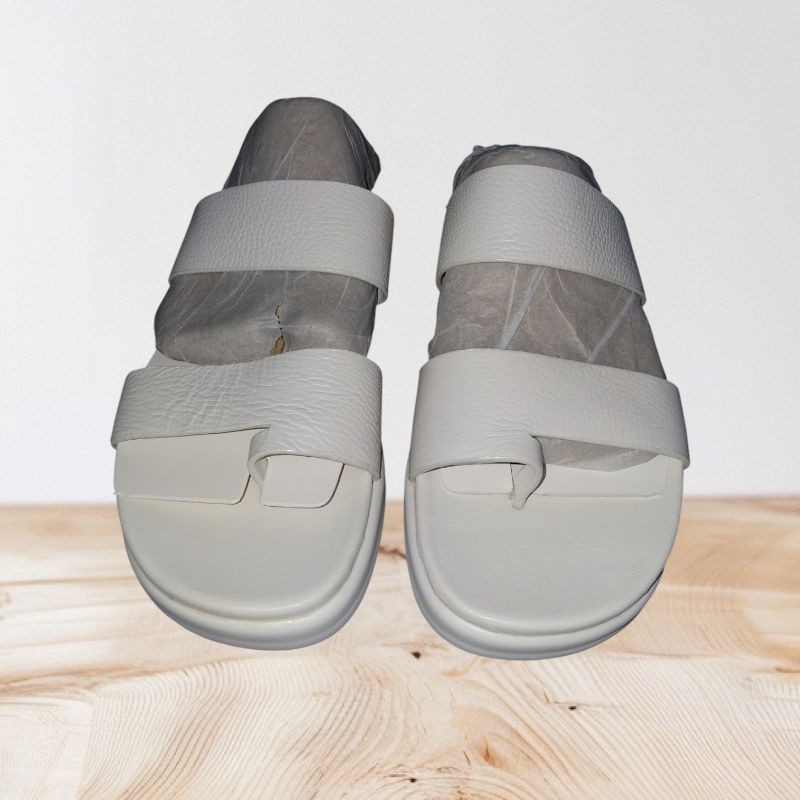 Photo 1 of SIZE 6-"NATURALIZER" WOMEN'S GENN-DRIFT 2 SLIDE SANDAL SHOES