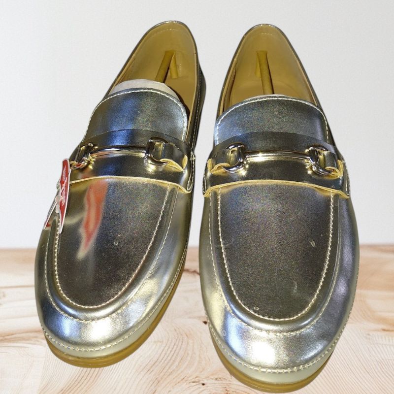 Photo 1 of SIZE-8.5-"BLONDO" WOMENS BENITA LOAFER, PLATINUM METALLIC SHOES.
