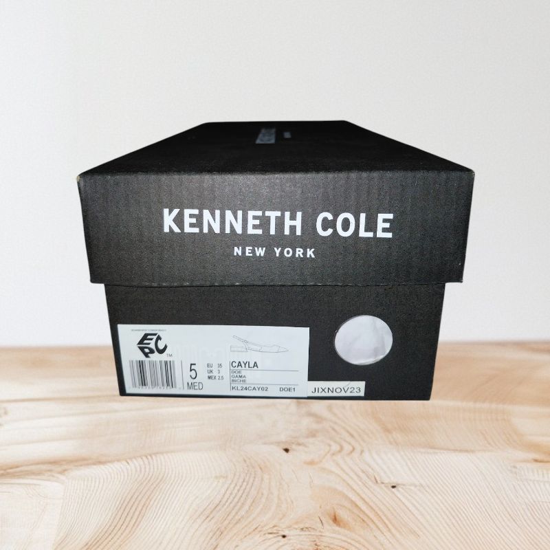 Photo 1 of KENNETH COLE WOMENS CAYLA SHOES, SHOES, SIZE 5