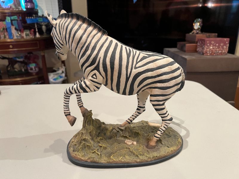 Photo 1 of CREART RESIN ZEBRA ON A FIELD 674/2500 15”H X 11”W