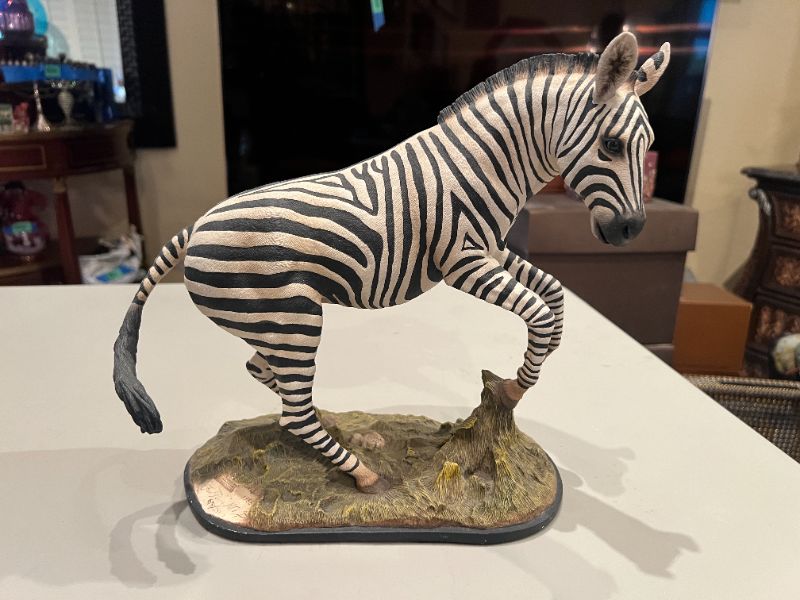 Photo 1 of CREART RESIN ZEBRA ON A FIELD 674/2500 15”H X 11”W