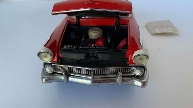 Photo 1 of 1955 FORD SUNLINER LIMITED EDITION BY FRANKLIN MINT 1:18 8.5”
