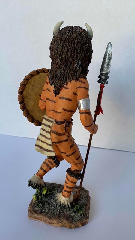 Photo 1 of AMERICAN INDIAN RESIN FIGURE BY THE SUMMIT COLLECTION 10.5”