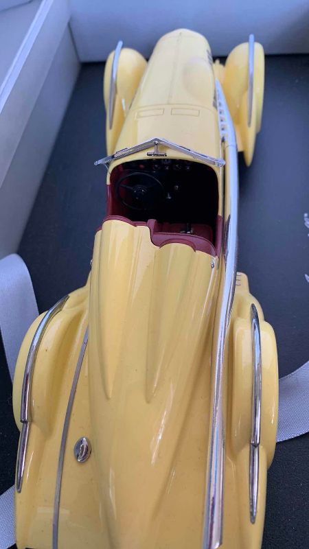 Photo 1 of 1935 DUSENBERG SJ SPEEDSTER MORMON METEOR YELLOW 1:24 9.5”