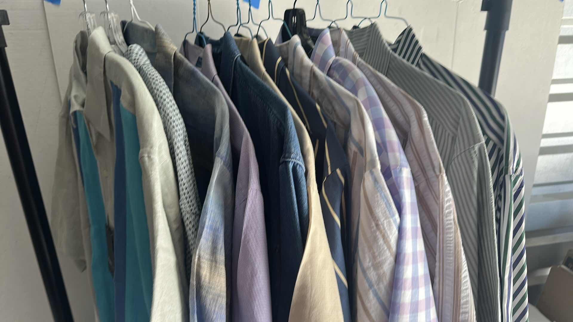 Photo 1 of MENS SHORT SLEEVE DRESS SHIRTS-SIZE L-XL