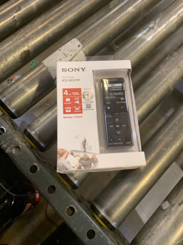 Photo 1 of Sony ICD-UX570 Digital Voice Recorder, ICDUX570BLK, usb