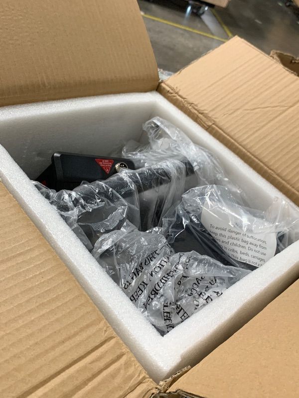 Photo 1 of VEVOR Heat Press, 5 in 1 Heat Press Machine Machine 12x15, Clamshell Sublimation Transfer Printer Fast Heat-up, Digital Precise Temperature Control, Vinyl Heat Press for T-Shirt Plate Mug Cup, 900W
