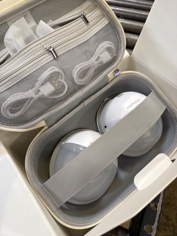 Photo 1 of Momcozy M5 Hands-Free Wearable Electric Breast Pump Set
