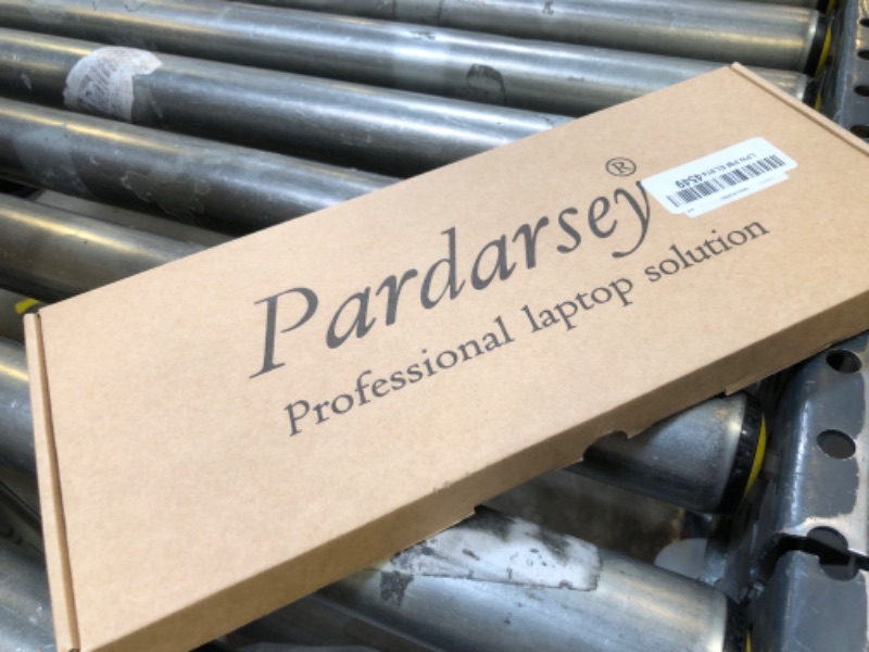 Photo 1 of Padarsey Replacement US Layout Keyboard for MacBook Pro 13" inch A1706 & MacBook Pro 15" inch A1707 Touch Bar (Only Compatible Late 2016 mid 2017 Year)