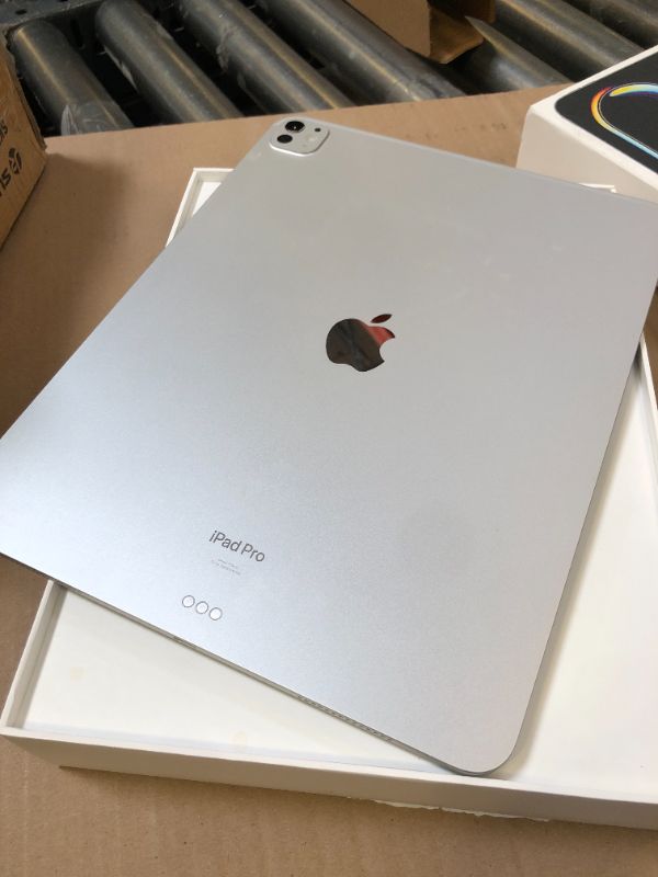 Photo 1 of Locked----Apple iPad Pro 13-Inch (M4): Built for Apple Intelligence, Ultra Retina XDR Display, 256GB, 12MP Front/Back Camera, LiDAR Scanner, Wi-Fi 6E, Face ID, All-Day Battery Life — Silver
