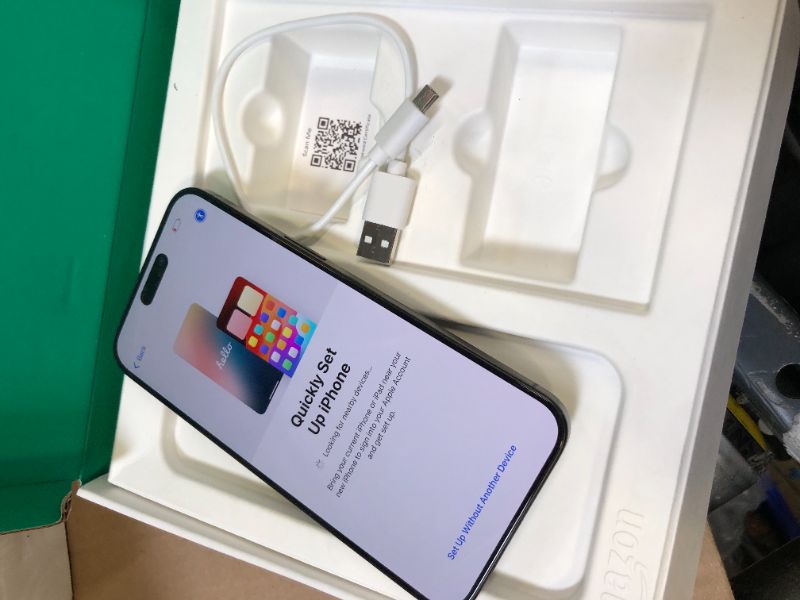 Photo 1 of Apple iPhone 15 Pro Max, 256GB, Black Titanium - Unlocked (Renewed Premium)