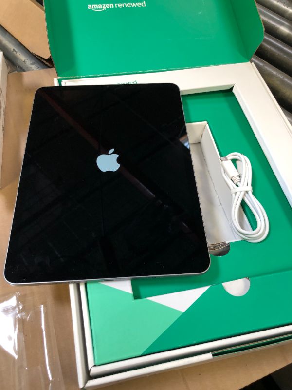 Photo 1 of Apple 2022 iPad Pro, 11-inch, Wi-Fi, 256GB - Space Gray (Renewed Premium)