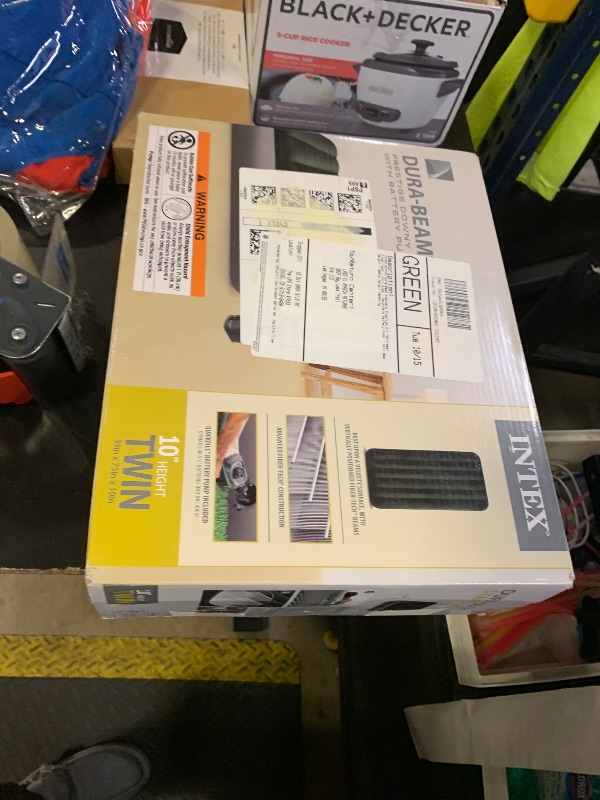 Photo 1 of Intex 64777E Dura-Beam Standard Prestige Air Mattress: Fiber-Tech - Twin Size - Hand-Held Battery Pump - 10in Bed Height - 300lb Weight Capacity