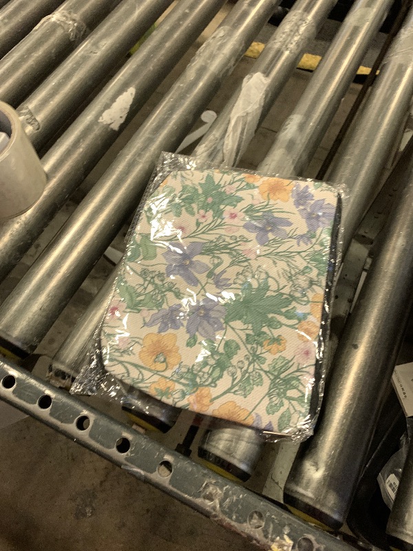 Photo 1 of Vintage Cottagecore Summer Wild Flowers Botanical Herbs Makeup Bag,Colorful Floral Cosmetic Bag Best Gift Idea for Flower Lovers Girls Women Mom,Birthday Gifts for Girls,Mother's Day Gifts for Mom