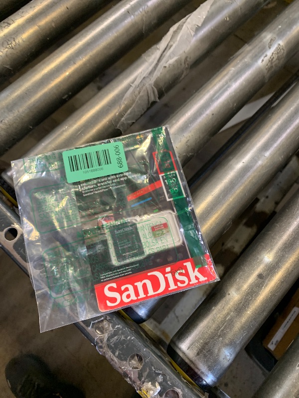 Photo 1 of SanDisk 128GB Extreme microSDXC UHS-I Memory Card with Adapter - Up to 190MB/s, C10, U3, V30, 4K, 5K, A2, Micro SD Card - SDSQXAA-128G-GN6MA