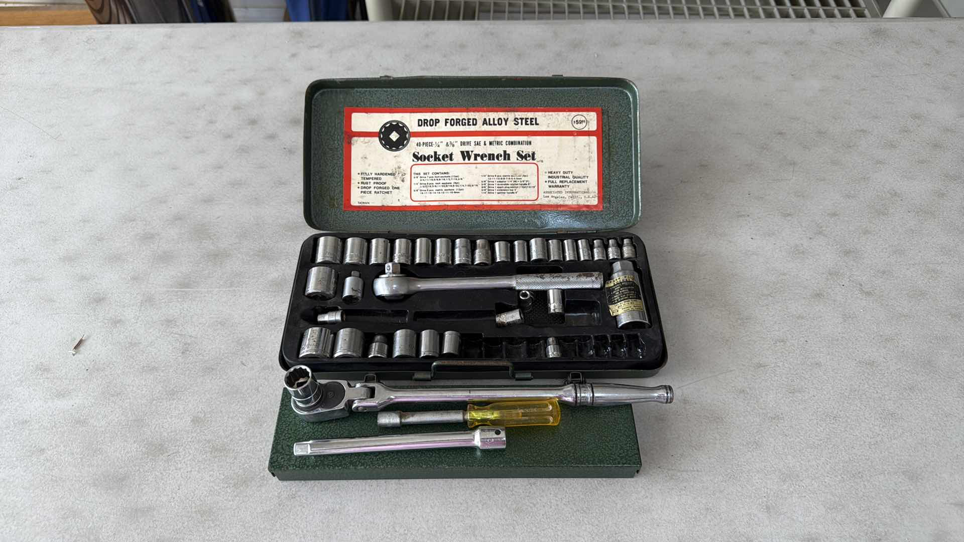 Photo 1 of ALLOY STEEL SOCKET WRENCH SETS