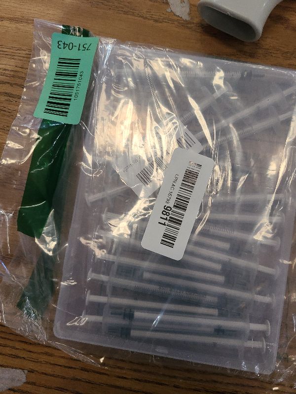 Photo 1 of 20 Pack 1ml Syringe for Liquid, 1cc Plastic Small Syringes for Scientific Labs, Measuring Liquids, Feeding Pets, Medical Student, Oil or Glue Applicator, Non-Sterile, No Needle