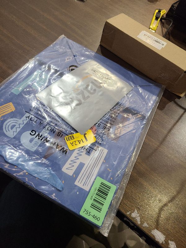 Photo 1 of 13" Blue Happy Birthday Bag with Tissue Paper and Greeting Card for Party,Happy Birthday Gift Bag for Kids, Boys, Girls, Baby Boy,Men Women,Gift Bags Medium size (1 PCS Blue, Kids Gift Bag)