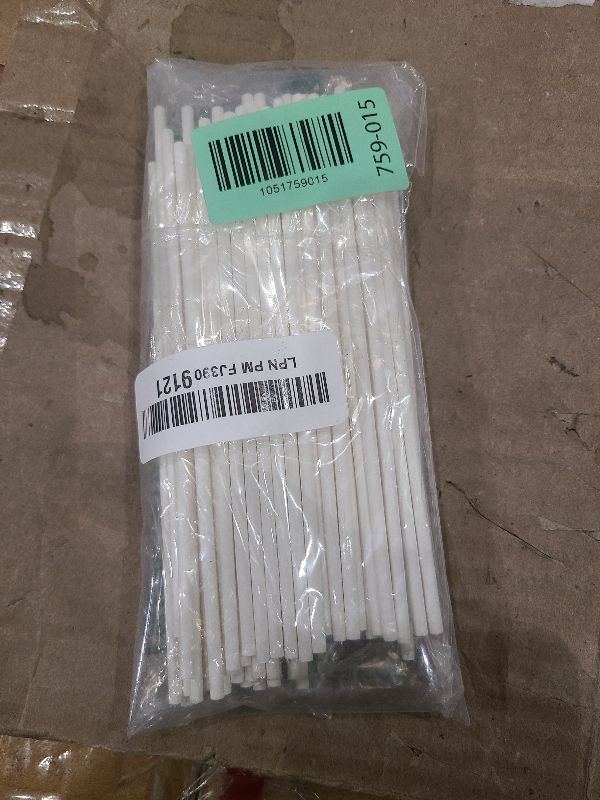 Photo 1 of 200 PCS Bamboo Skewers, 6 Inch Food Sticks for Appetizers, Fruit, Grilling Kebabs, Cocktail Picks for Drinks, Toothpicks Natural, Kitchen Gadget