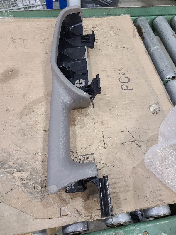 Photo 1 of 12472876 Front Passenger Side Door Armrest Handle Compatible with 1999-2006 Chevy Suburban Silverado Sierra Tahoe Avalanche Escalade & GMC Yukon, Front Right Side Door Arm Rest with Handle, Light Gray