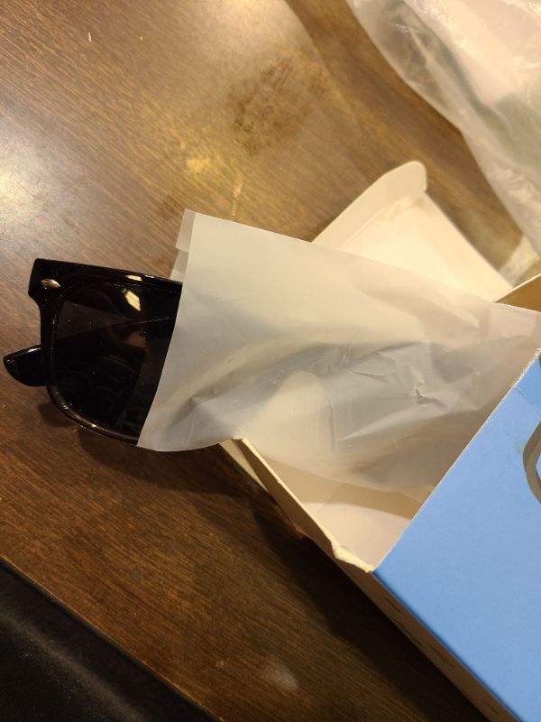 Photo 1 of 1 Bifocal Reading Glasses Grey Lens Spring Hinge Outdoor Sunglasses Fashion Bifocal Sun Readers for Men Women + 2.25