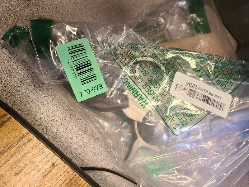 Photo 1 of 12.5 Inch Wild West Costume Prop Redemption Classic Foam Western Revolver Cowboy Sheriff