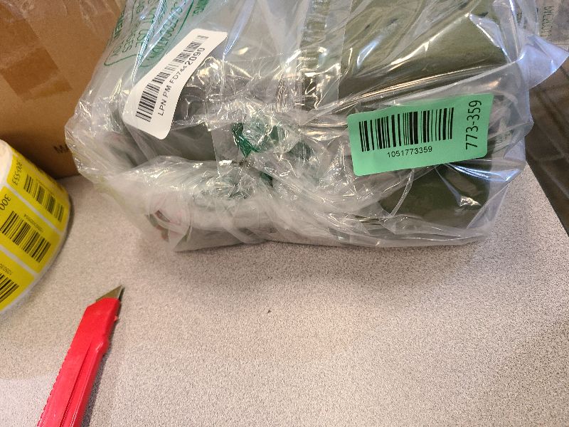 Photo 1 of 2 Pcs Floral Foam Tree Cones, Large Size 12.59 x 3.93 Inches Green Dry & Wet Flower Foam for Christmas DIY Crafts, Florist Foam for Xmas, Wedding, Birthdays, Party Decor