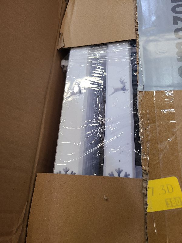 Photo 1 of 18pcs Christmas Tree Gate, 15.7 Inches Tall Christmas Tree Picket Fence for Dogs, Round Toddler Baby Proof White Gate Around Xmas Tree, Thick Plastic Reja para Arbol de Navidad Pet Cat Protector