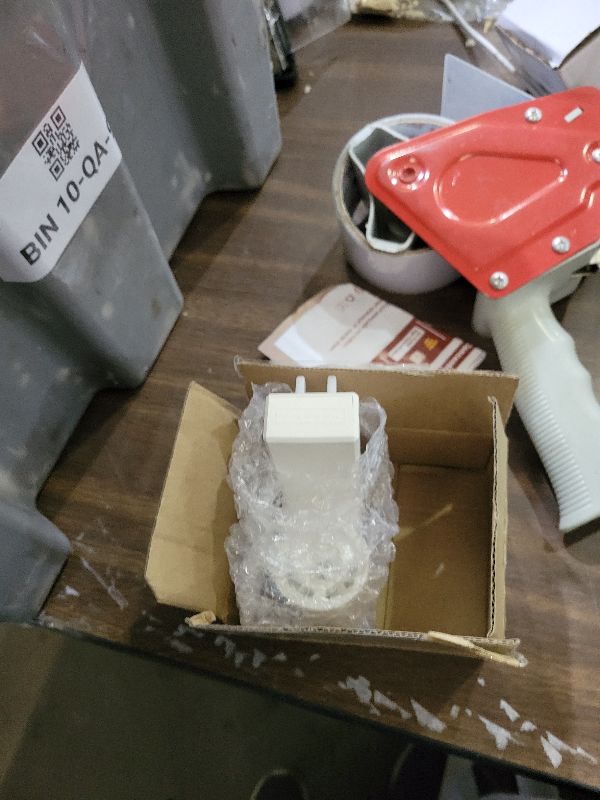 Photo 1 of 1 Pcs Wall Fragrance Plug in with Night Light Compatible with Bath and Body Works Wallflowers, with 3-Speed Adjustable Fragrance Essential Oil Diffuser for Home, White